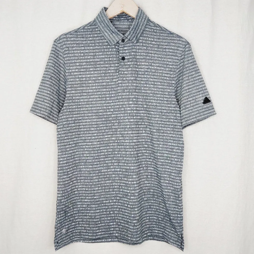 Adidas kaulus-t-paita koko S