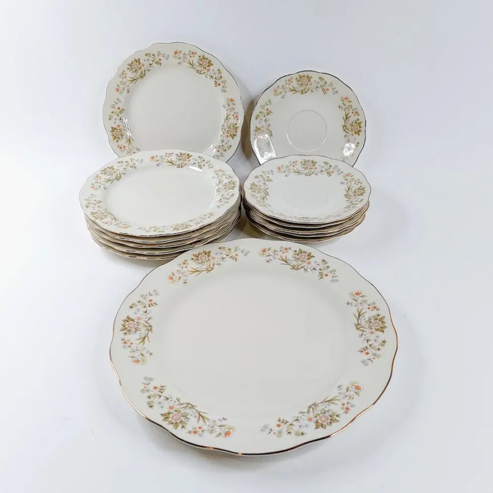 Budlet Fine China kahviastiasto 22 osainen