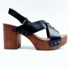 Casta e Dolly puukengät koko 40