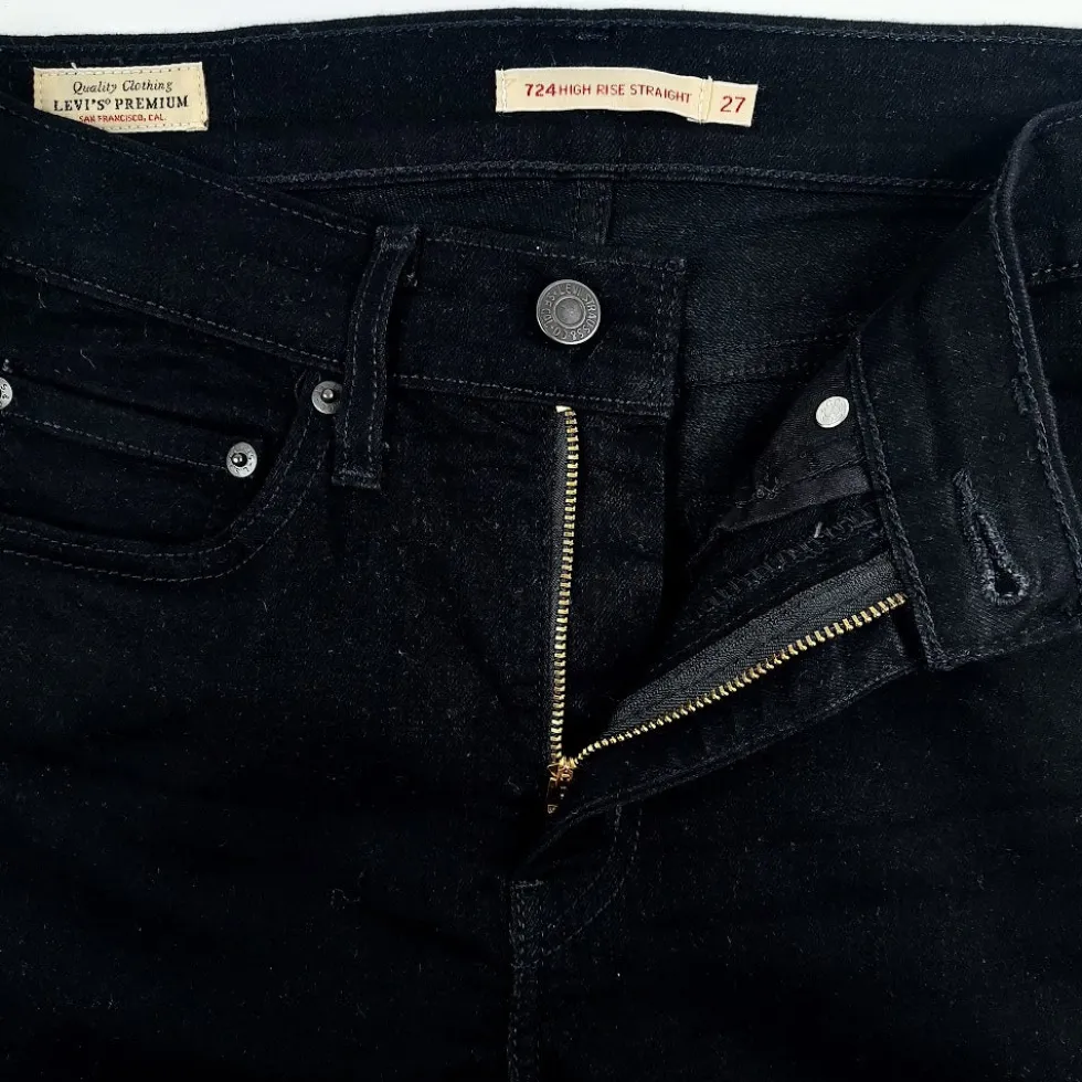 Levi's 724 High Rise Straight stretchfarkut koko 27/32"