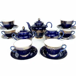 Lomonosov teeastiasto 15 osaa
