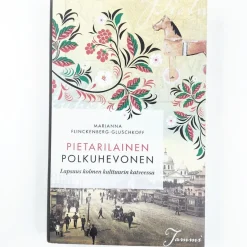 Marianna Flinckenberg-Gluschkoff: Pietarilainen polkuhevonen