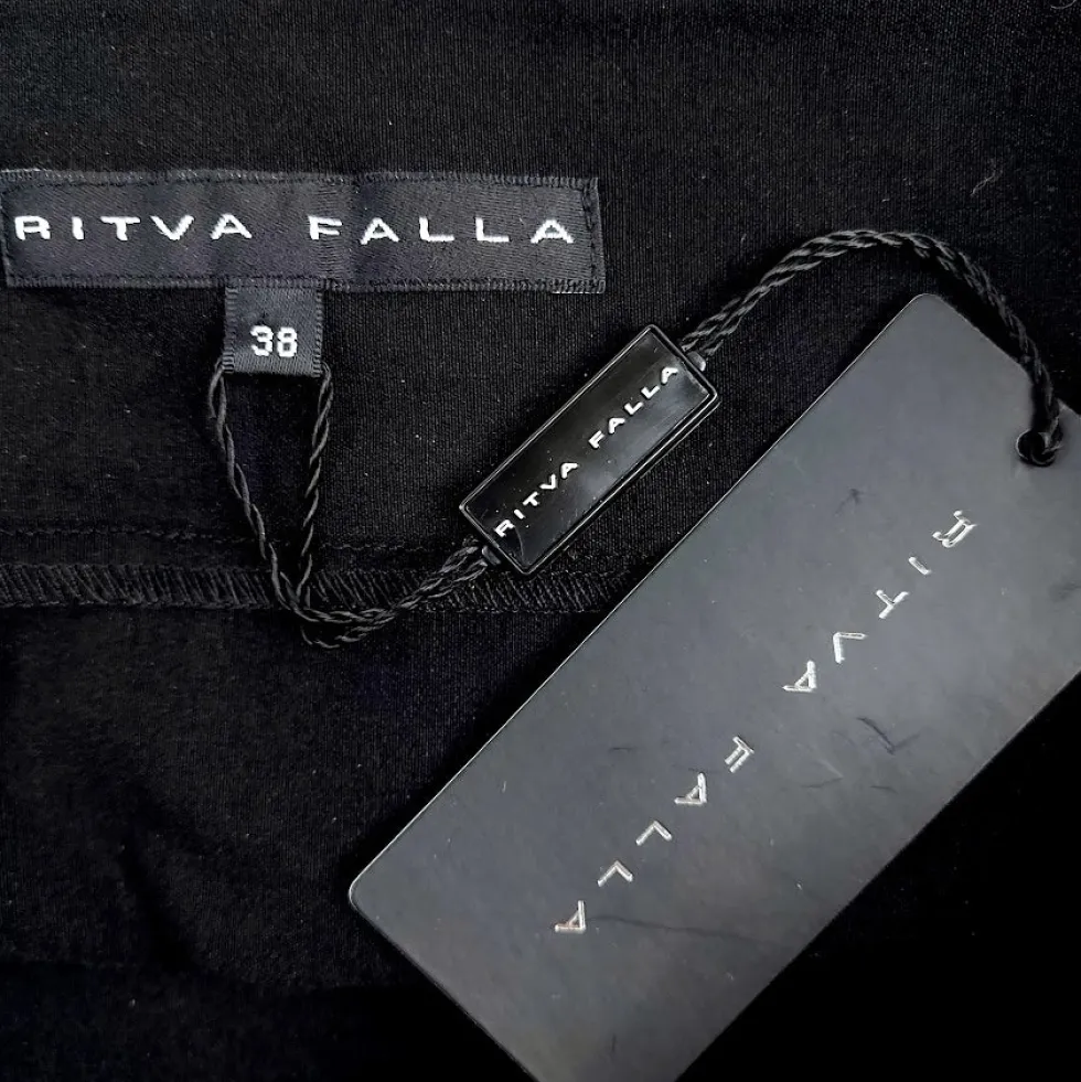 Ritva Falla Anni hame koko 38
