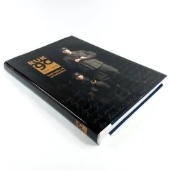 RUK 90 1920-2010 Ympyröiltä upseeriksi