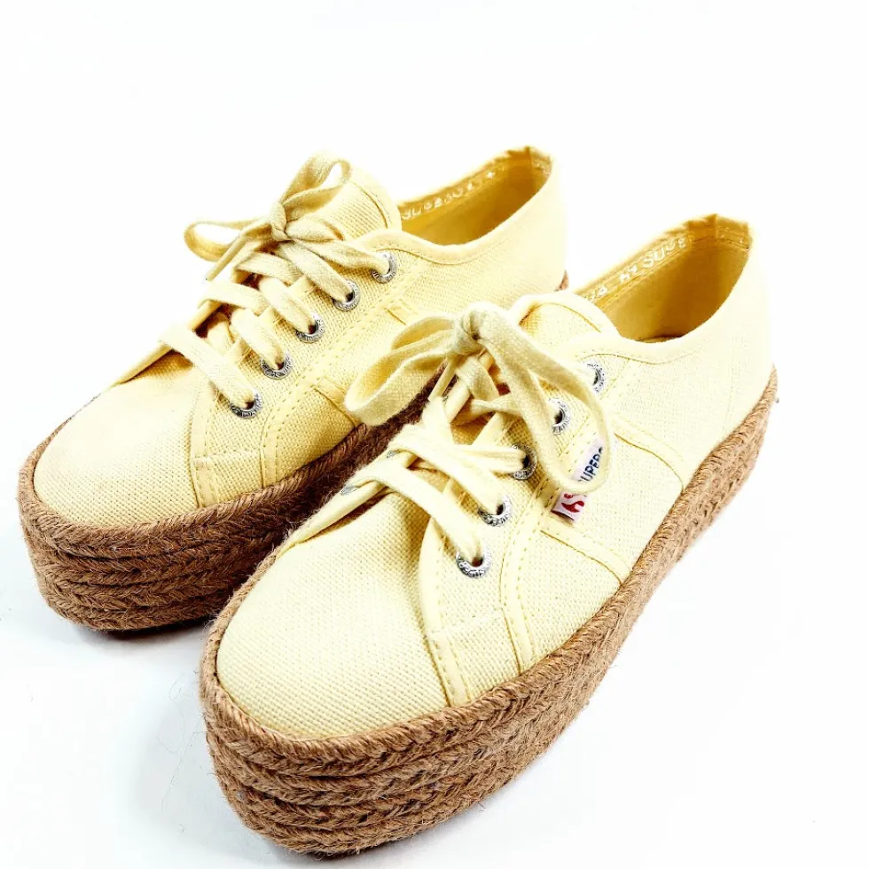 Superga korokepohja tennarit koko 36