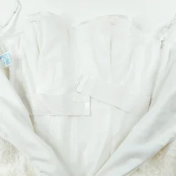 White Rose pitsihääpuku laahuksella koko 46