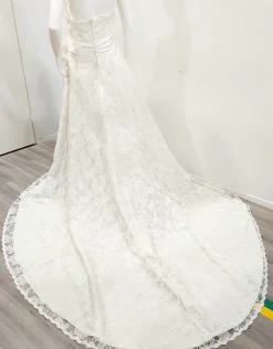 White Rose pitsihääpuku laahuksella koko 46